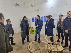 市國資委領導到清源水務集團慰問優(yōu)秀人才、困難黨員并開展節(jié)前安全檢查